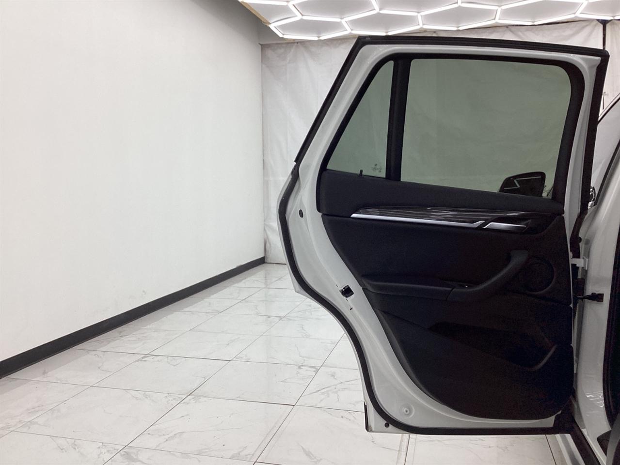 BMW X1 sDrive28i Sports Activity Vehicle 2018