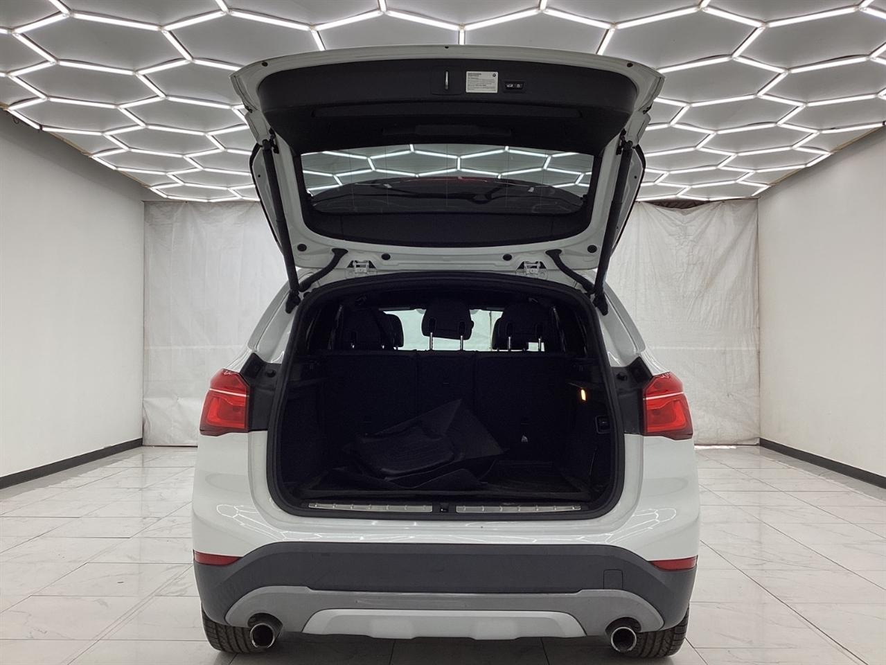 BMW X1 sDrive28i Sports Activity Vehicle 2018