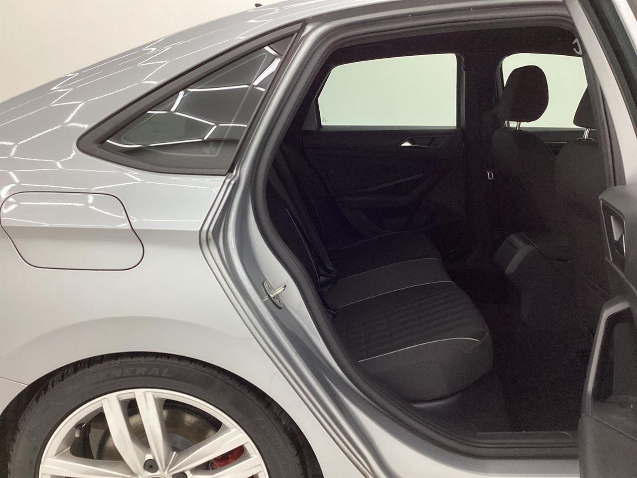 Volkswagen Jetta GLI 35th Anniversary Edition DSG 2019