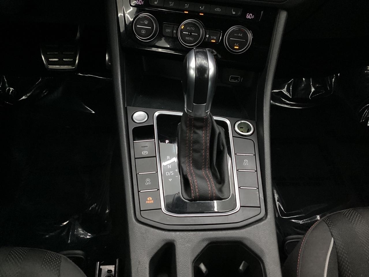 Volkswagen Jetta GLI 35th Anniversary Edition DSG 2019