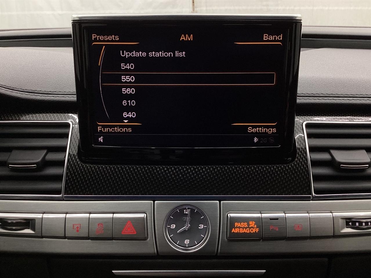 Audi S8 4dr Sdn 2013