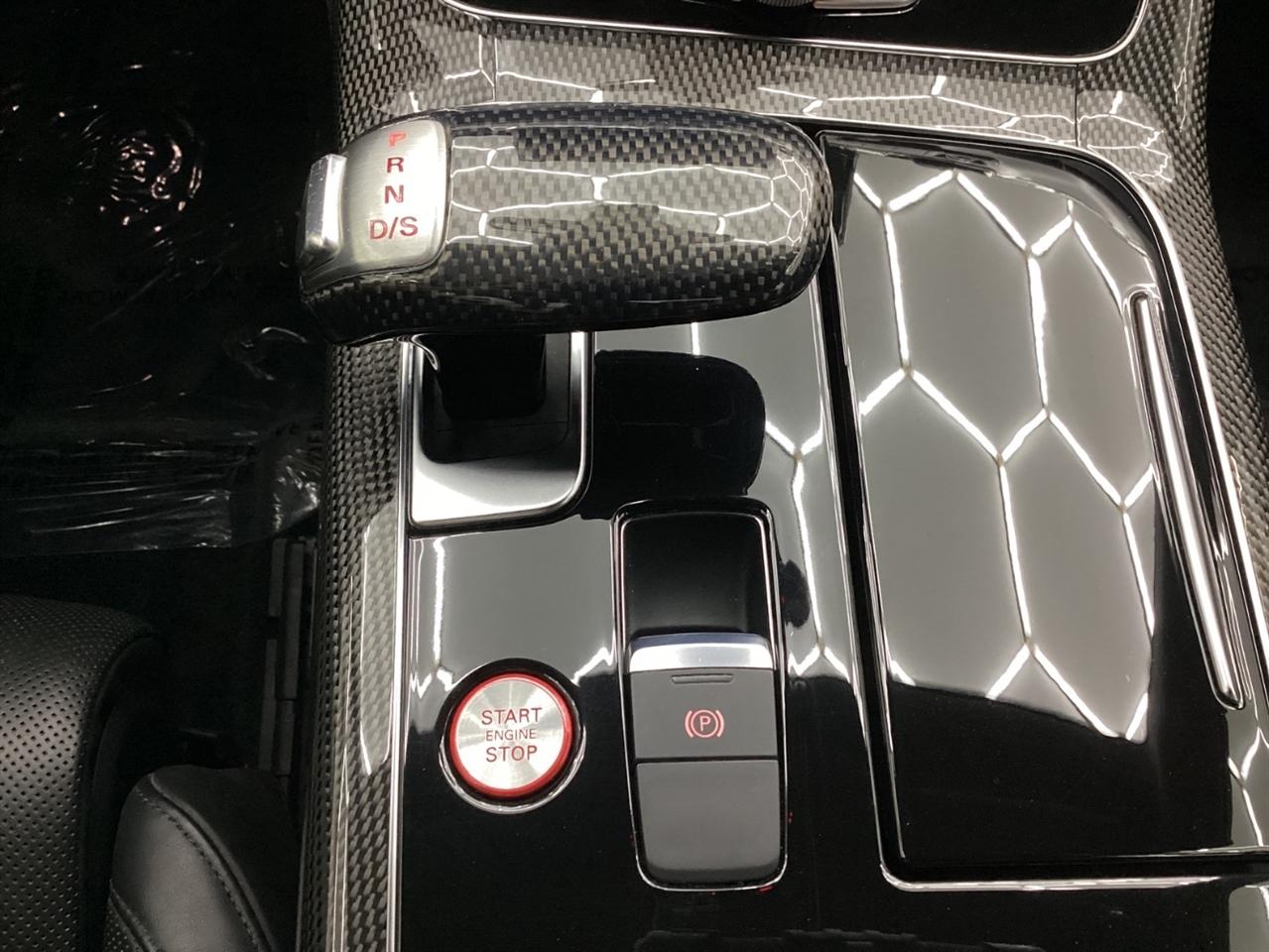 Audi S8 4dr Sdn 2013