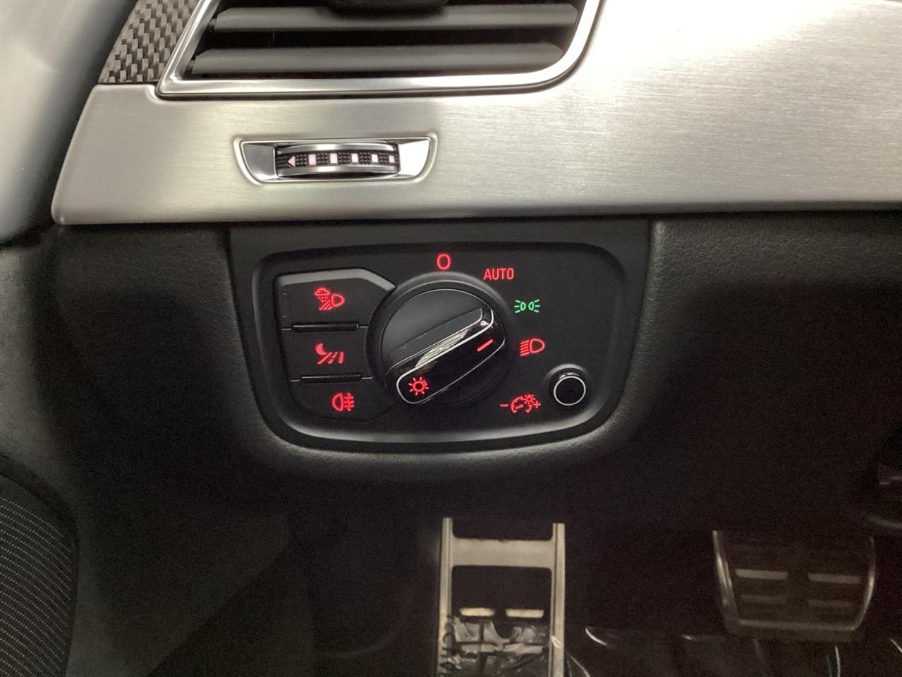 Audi S8 4dr Sdn 2013