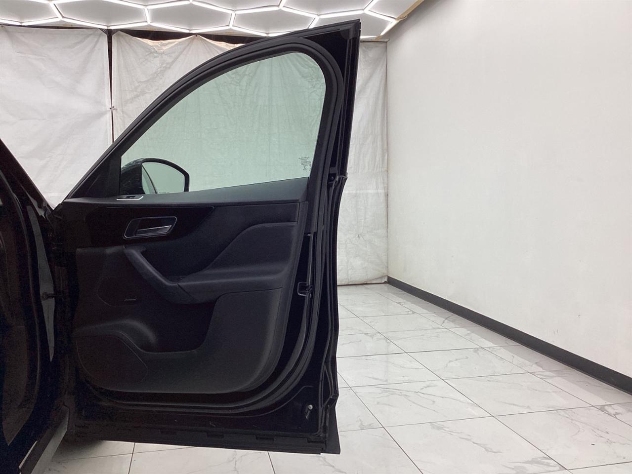 Jaguar F-Pace 30t Premium AWD 2018