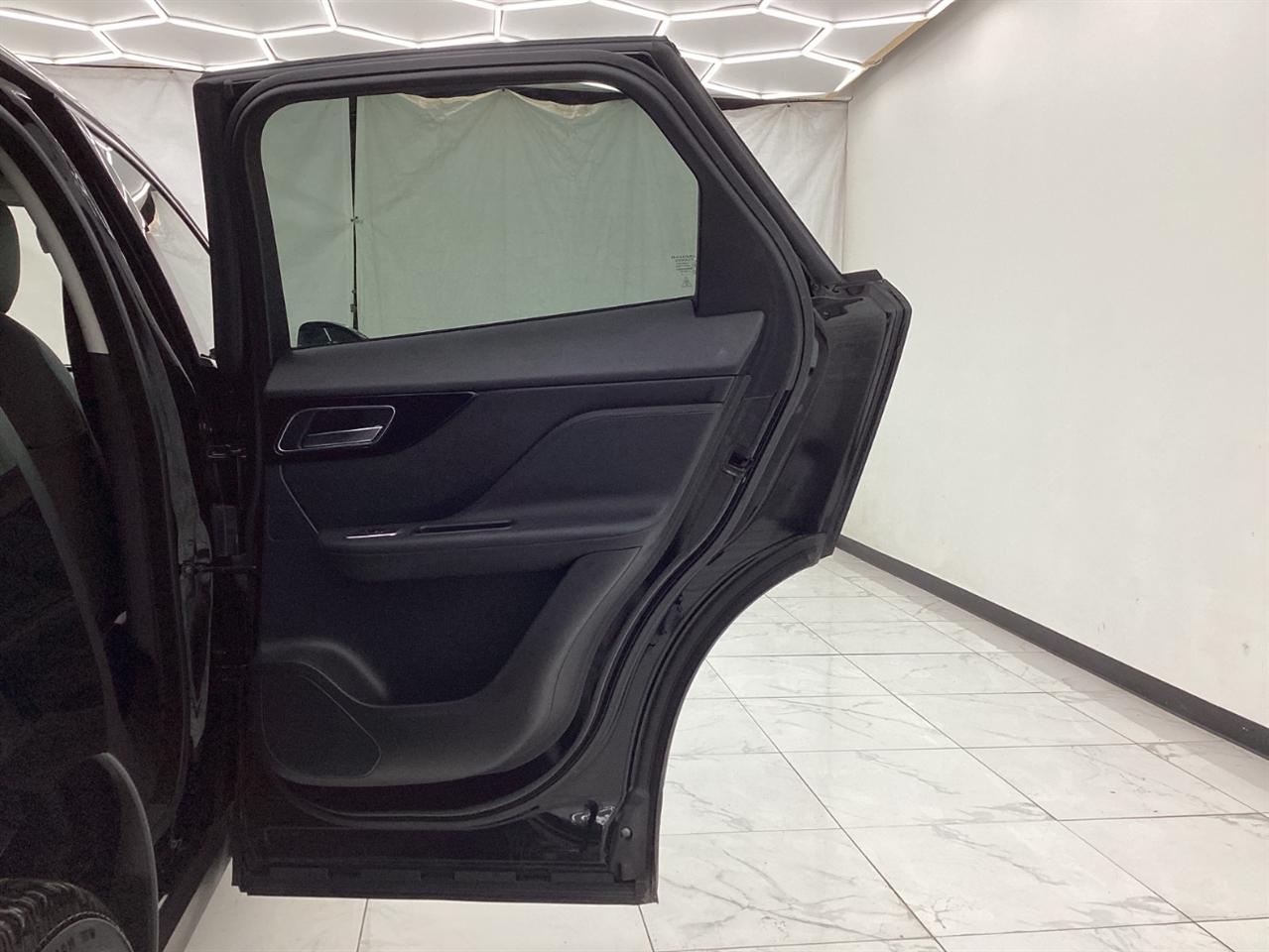 Jaguar F-Pace 30t Premium AWD 2018