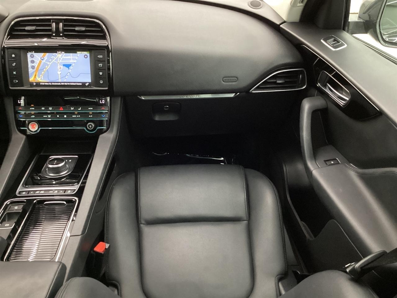 Jaguar F-Pace 30t Premium AWD 2018