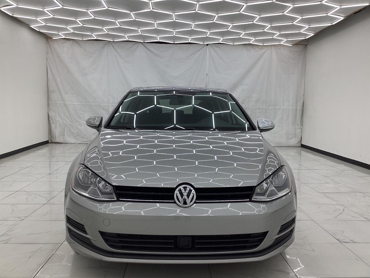 Volkswagen Golf 1.8T 4-Door Wolfsburg Edition Auto 2017