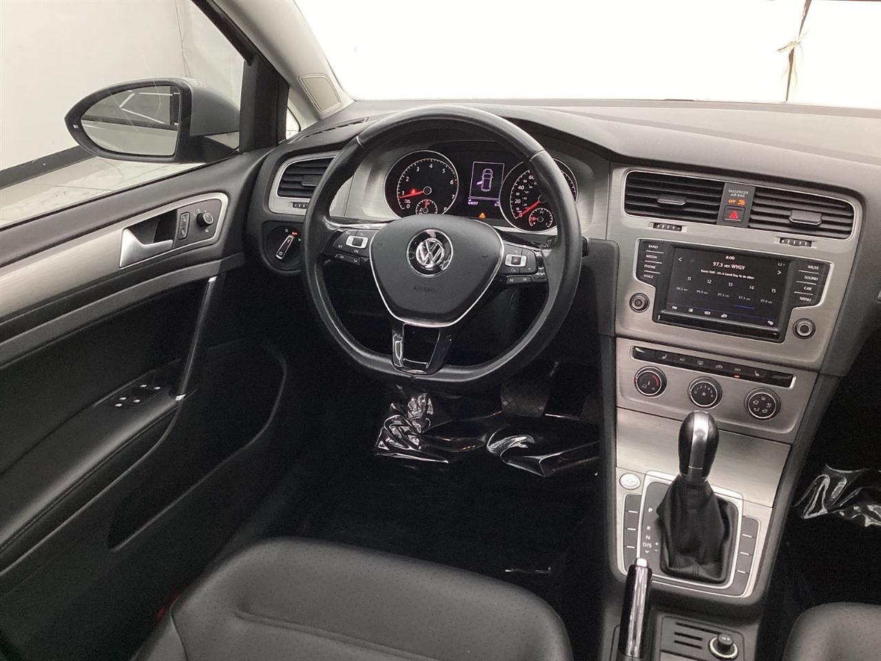 Volkswagen Golf 1.8T 4-Door Wolfsburg Edition Auto 2017