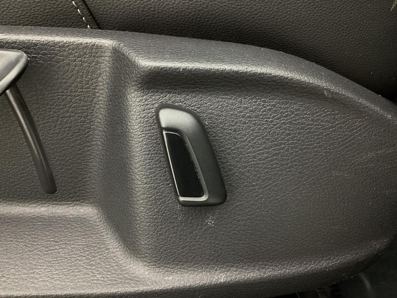 Volkswagen Golf 1.8T 4-Door Wolfsburg Edition Auto 2017