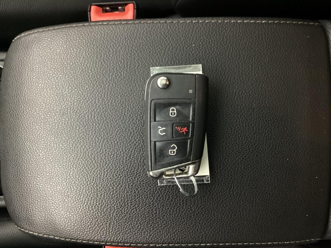 Volkswagen Golf 1.8T 4-Door Wolfsburg Edition Auto 2017