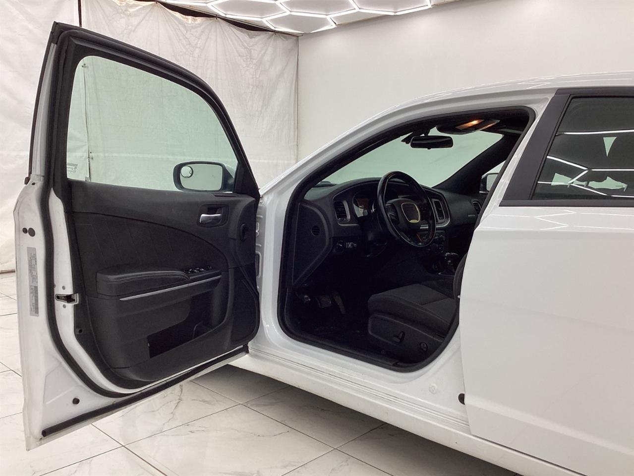 Dodge Charger SXT RWD 2019