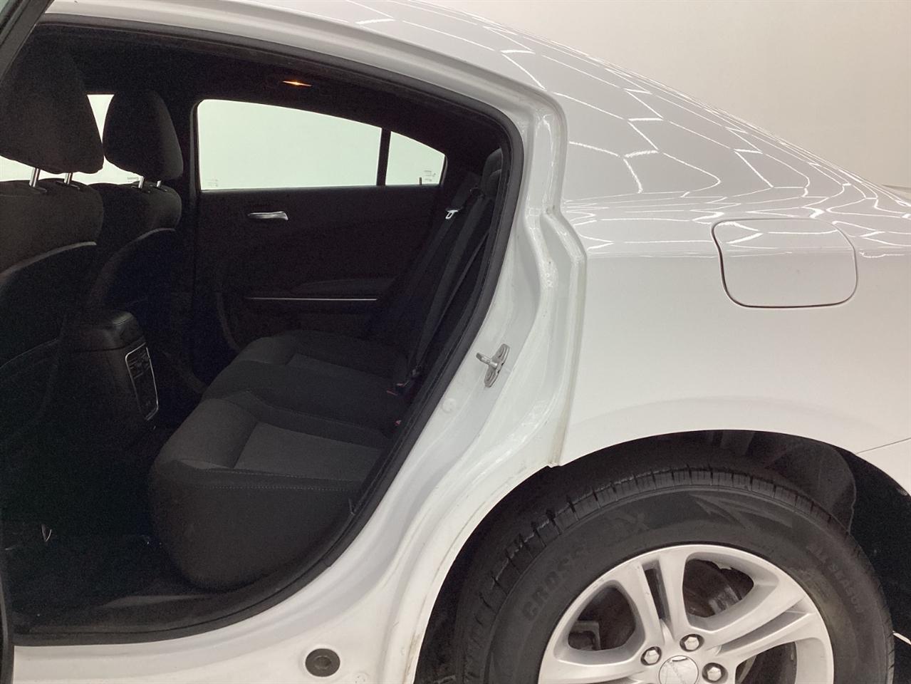 Dodge Charger SXT RWD 2019