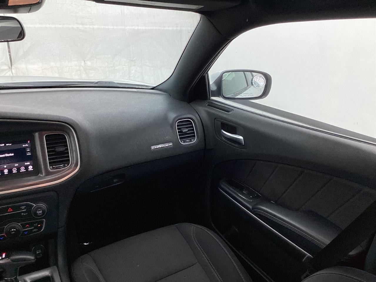 Dodge Charger SXT RWD 2019