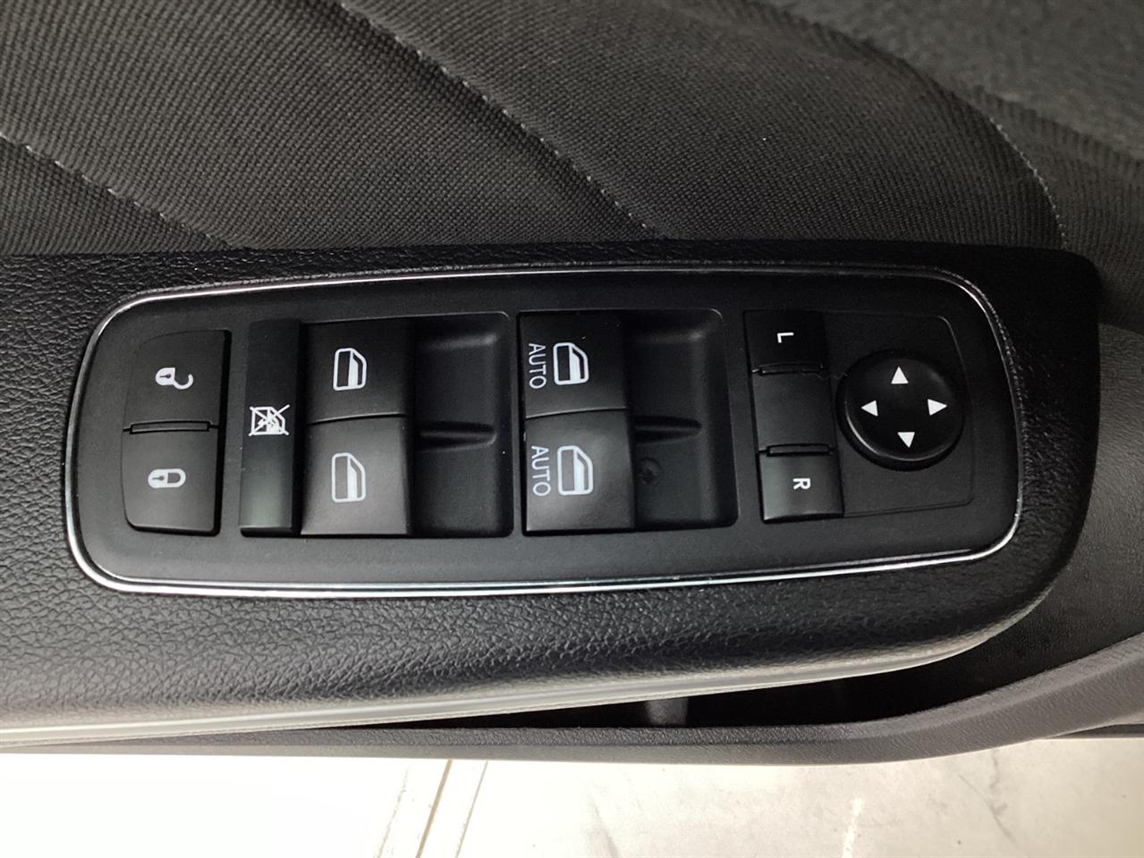 Dodge Charger SXT RWD 2019