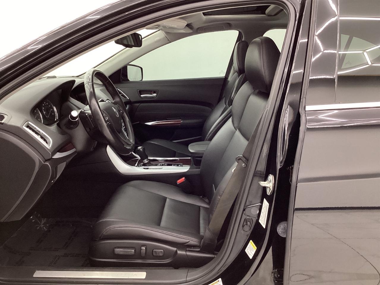 Acura TLX 4dr Sdn FWD 2015