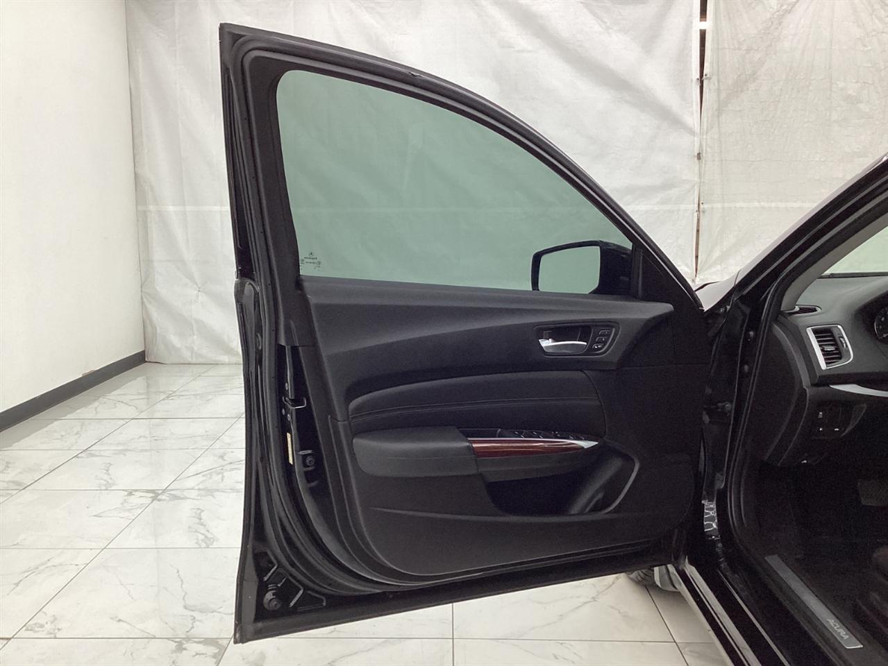 Acura TLX 4dr Sdn FWD 2015