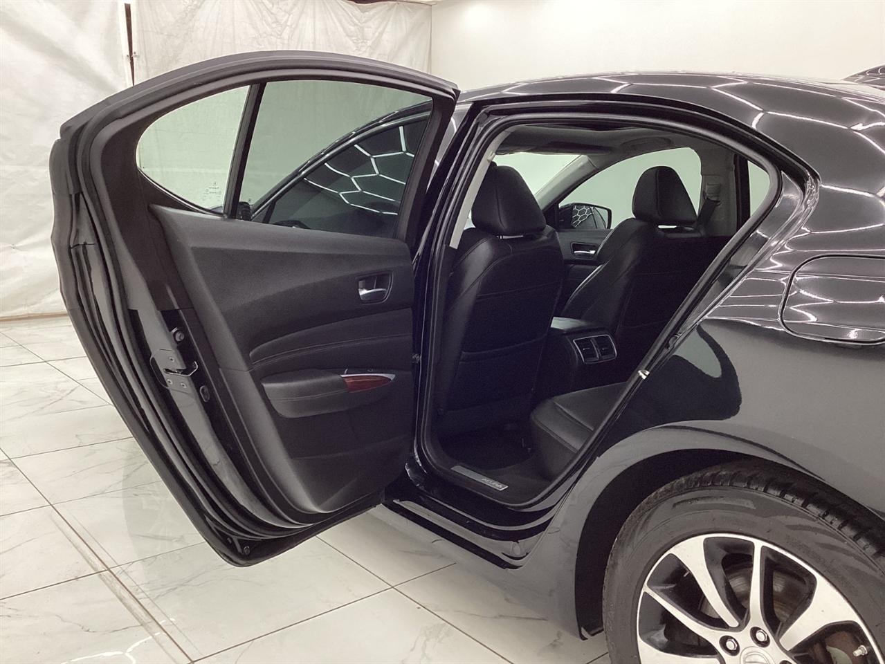 Acura TLX 4dr Sdn FWD 2015