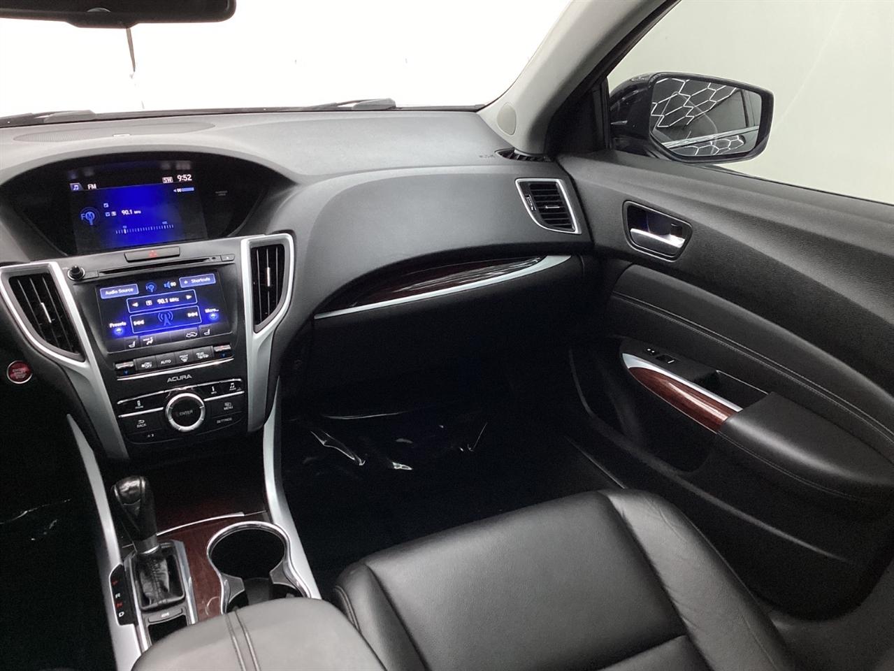 Acura TLX 4dr Sdn FWD 2015