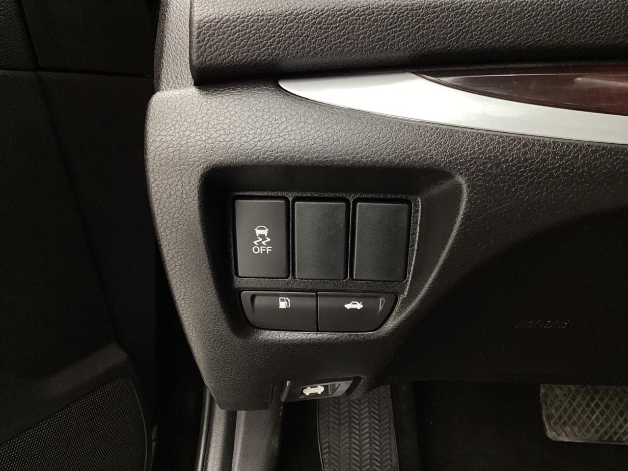 Acura TLX 4dr Sdn FWD 2015