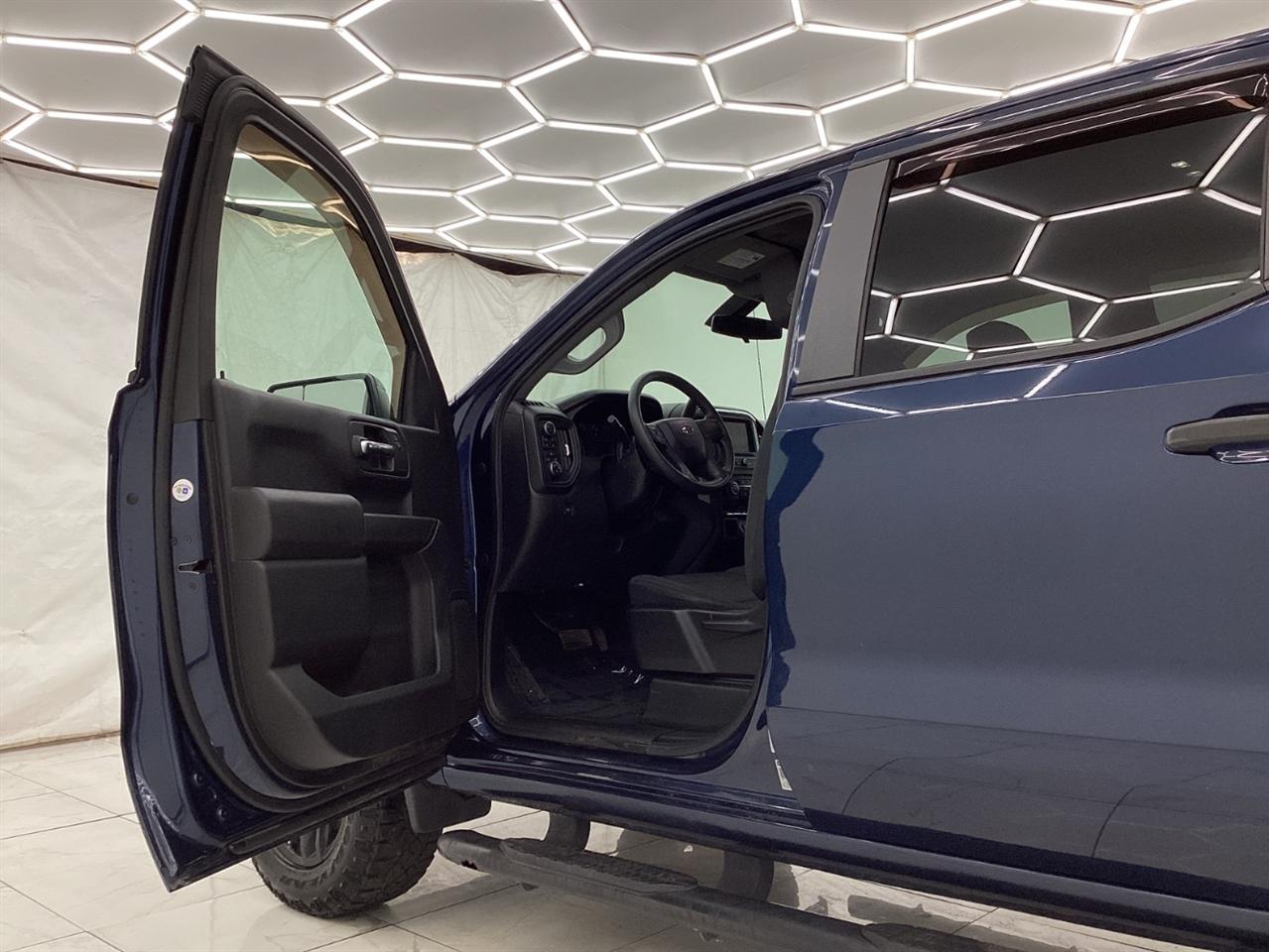 Chevrolet Silverado 1500 4WD Crew Cab 147" Custom Trail Boss 2020