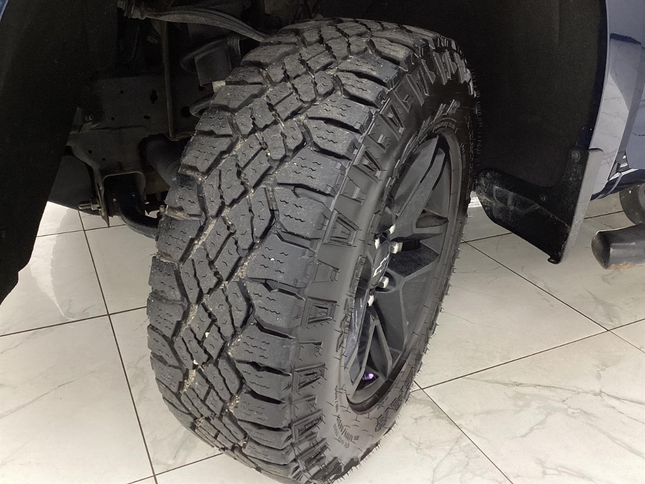 Chevrolet Silverado 1500 4WD Crew Cab 147" Custom Trail Boss 2020