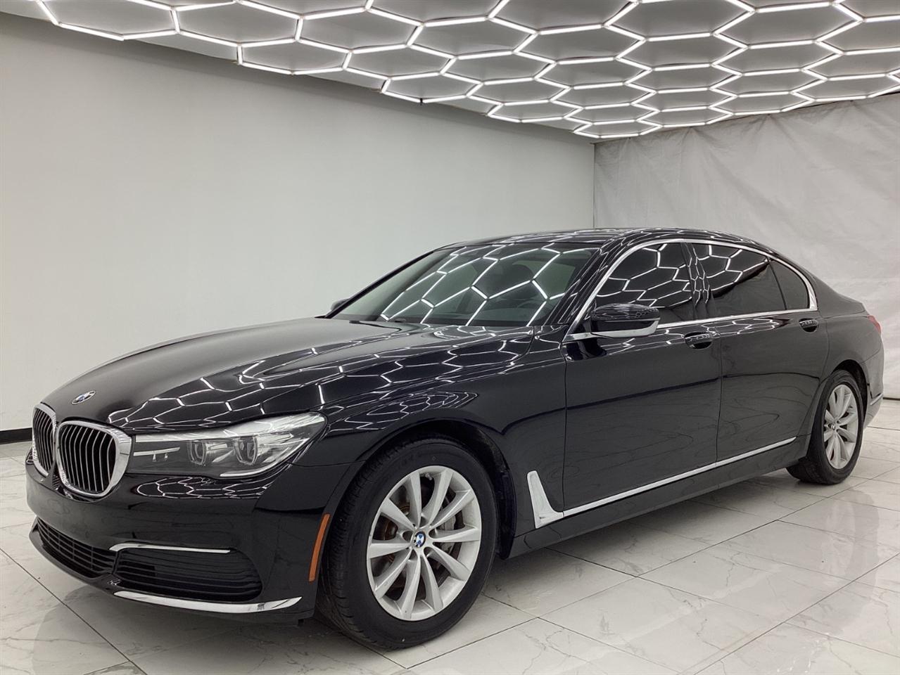 BMW 7 Series 740i xDrive Sedan 2019
