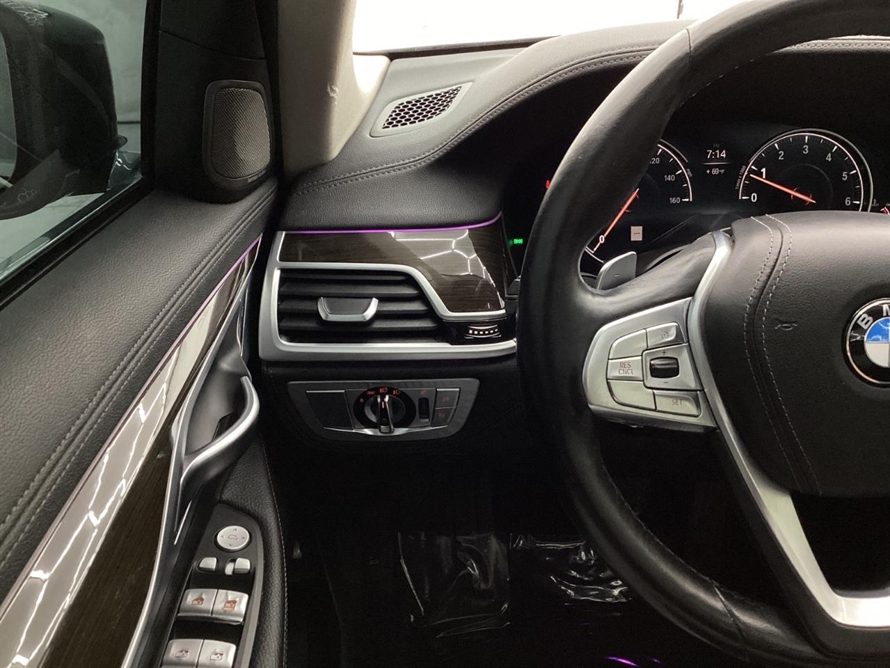 BMW 7 Series 740i xDrive Sedan 2019