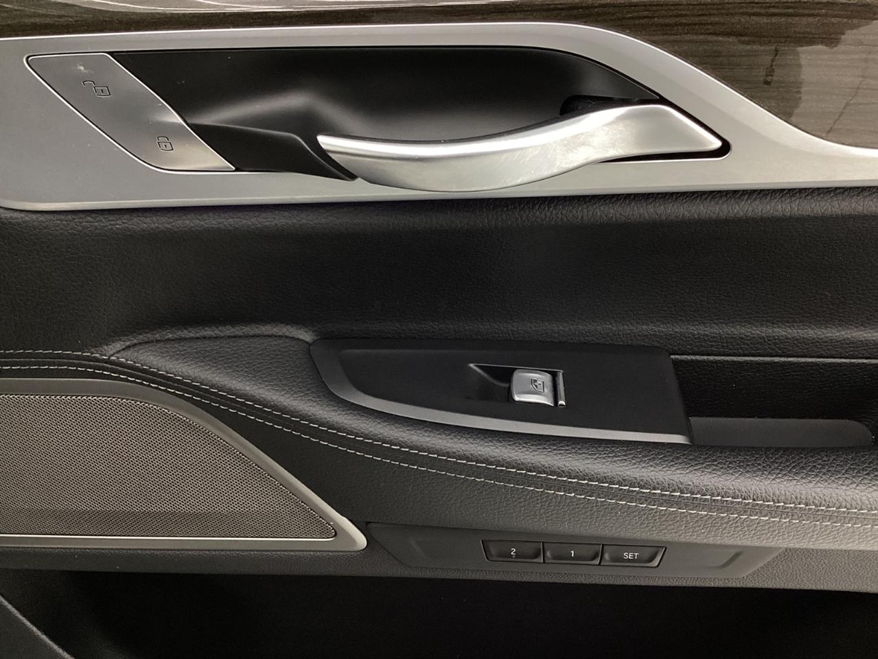 BMW 7 Series 740i xDrive Sedan 2019