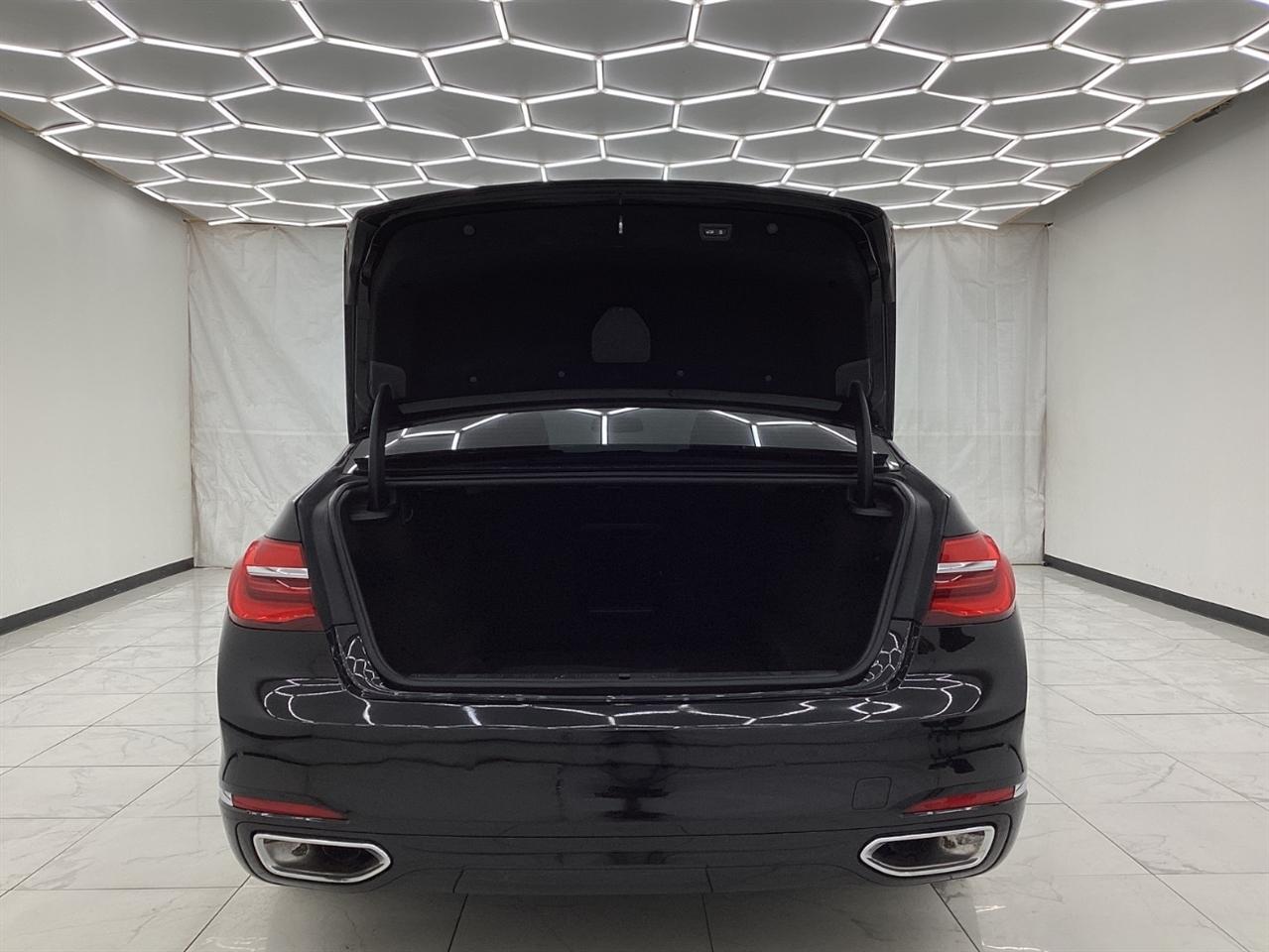 BMW 7 Series 740i xDrive Sedan 2019