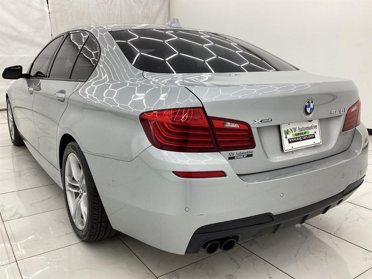 BMW 5 Series 4dr Sdn 528i xDrive AWD 2015