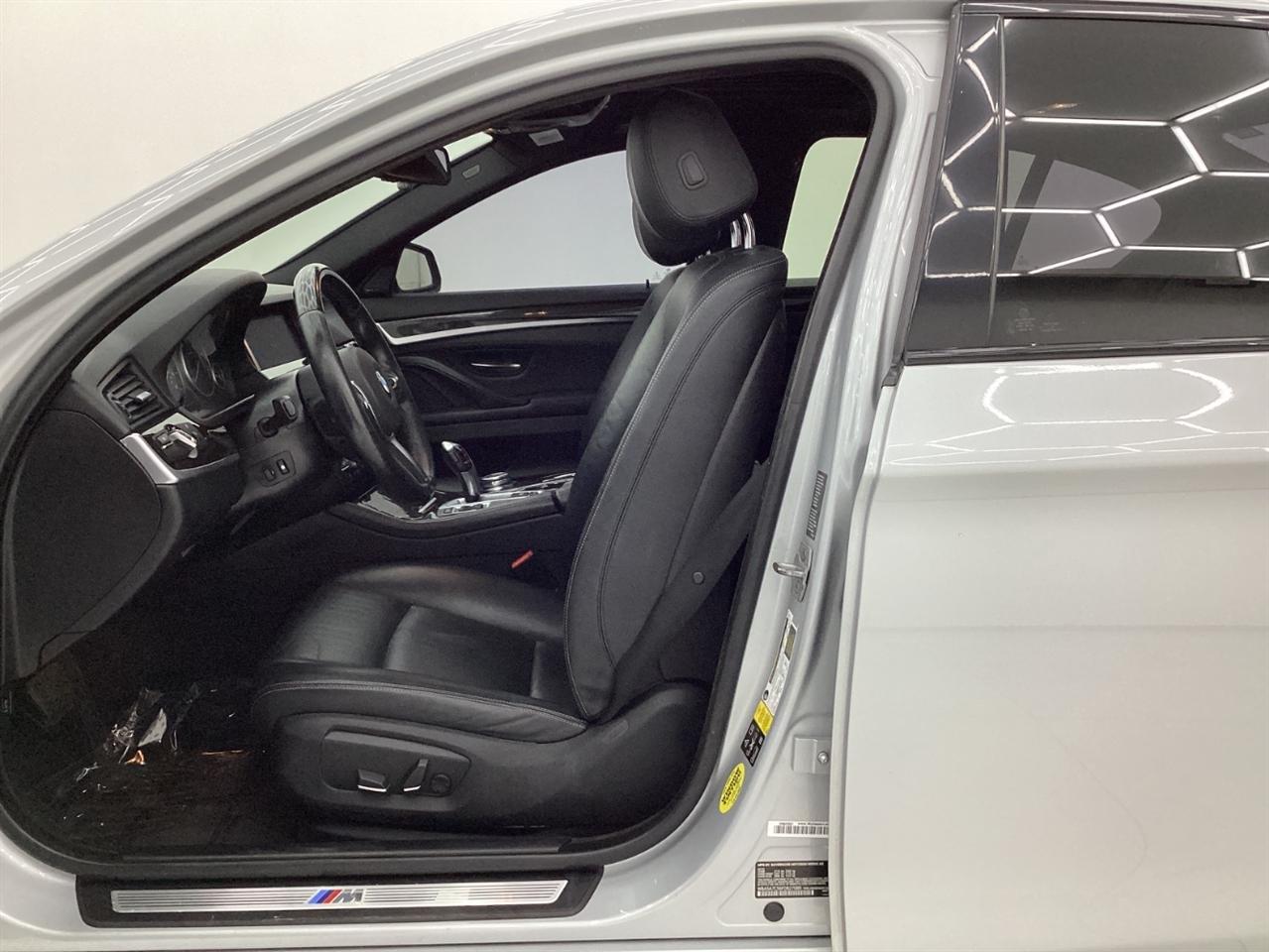 BMW 5 Series 4dr Sdn 528i xDrive AWD 2015