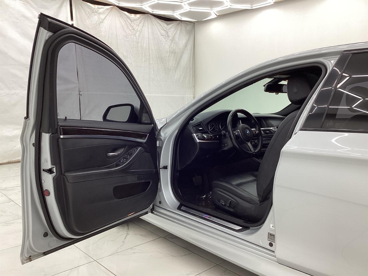 BMW 5 Series 4dr Sdn 528i xDrive AWD 2015