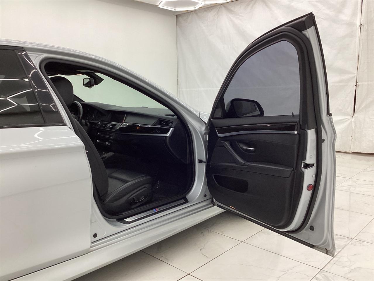 BMW 5 Series 4dr Sdn 528i xDrive AWD 2015