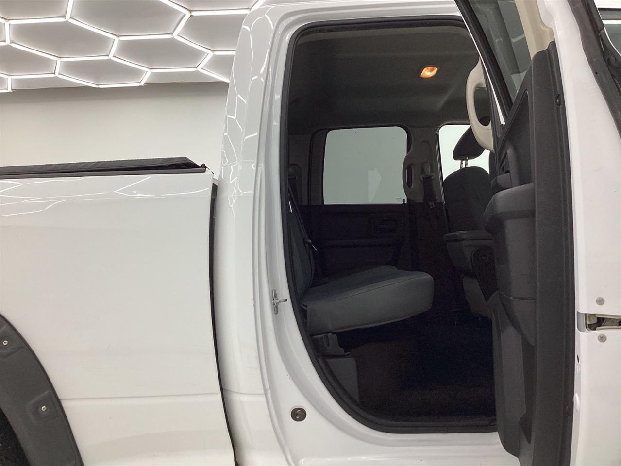 RAM 1500 Classic Tradesman 4x4 Quad Cab 6'4" Box 2019