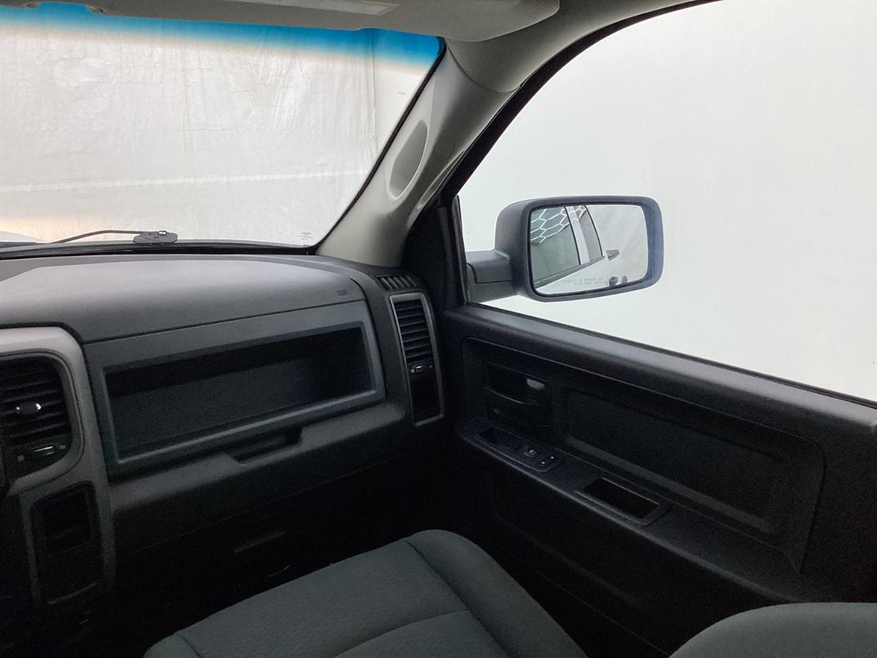 RAM 1500 Classic Tradesman 4x4 Quad Cab 6'4" Box 2019