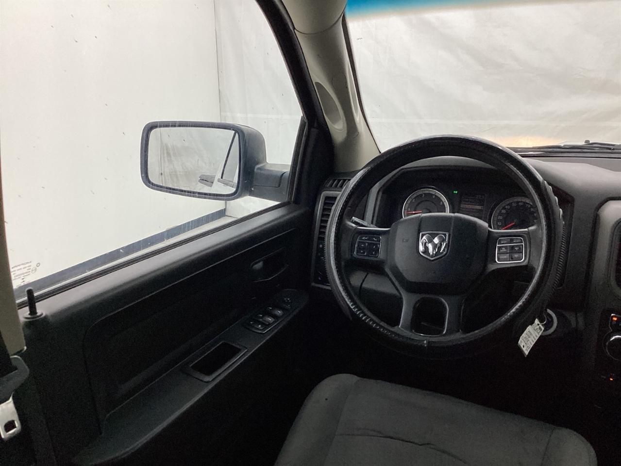 RAM 1500 Classic Tradesman 4x4 Quad Cab 6'4" Box 2019