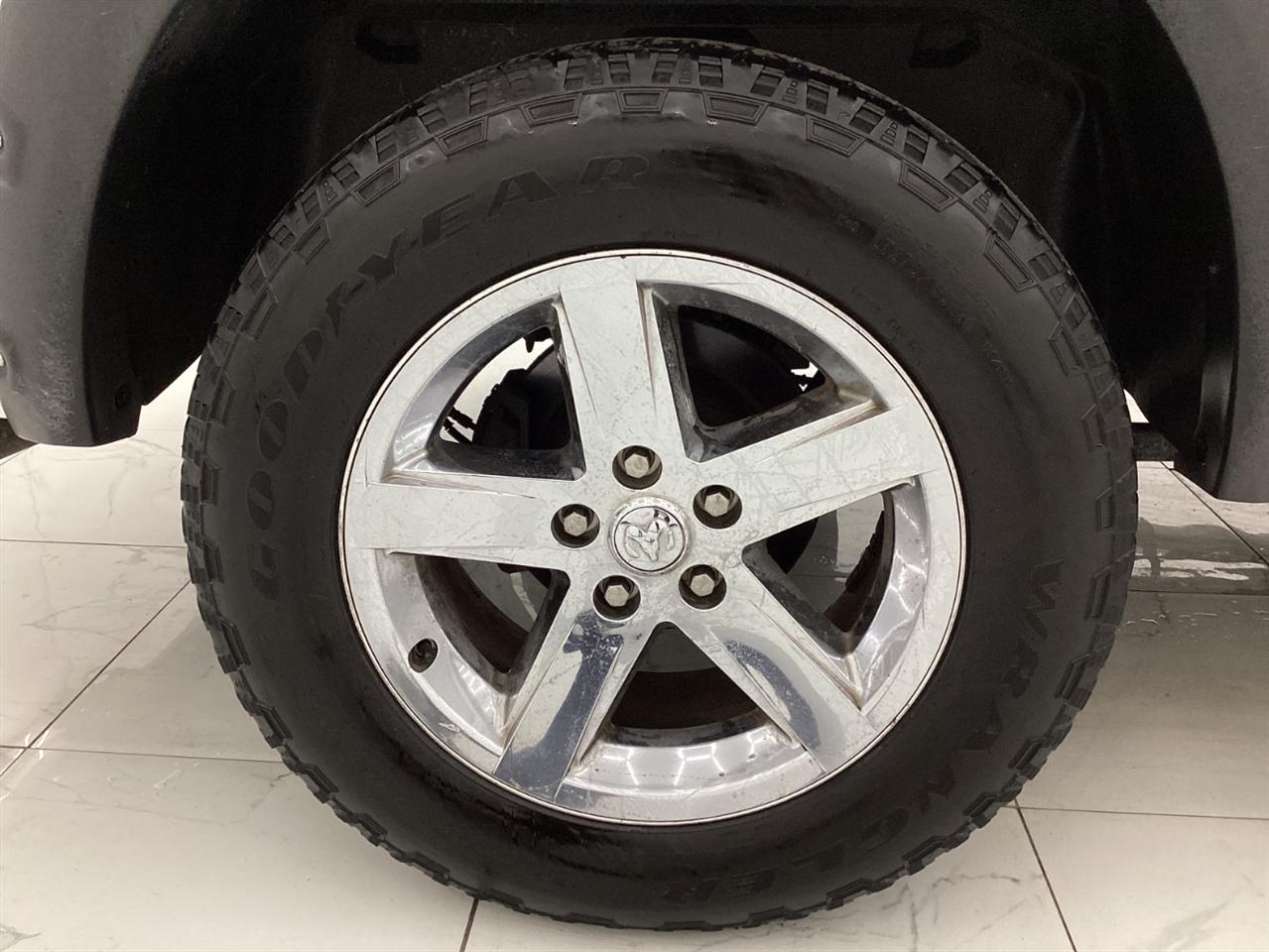 RAM 1500 Classic Tradesman 4x4 Quad Cab 6'4" Box 2019