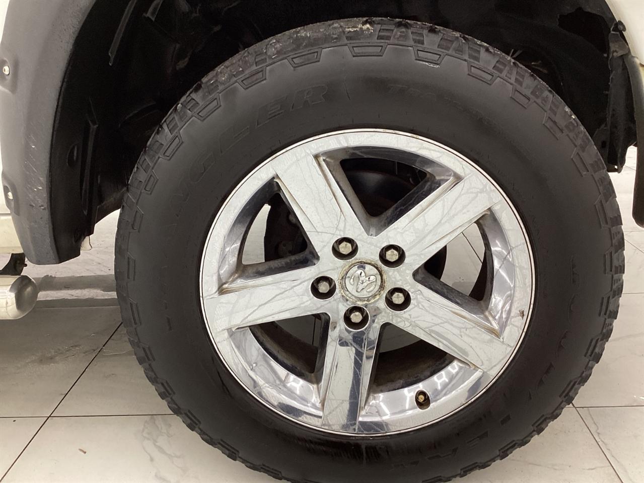 RAM 1500 Classic Tradesman 4x4 Quad Cab 6'4" Box 2019