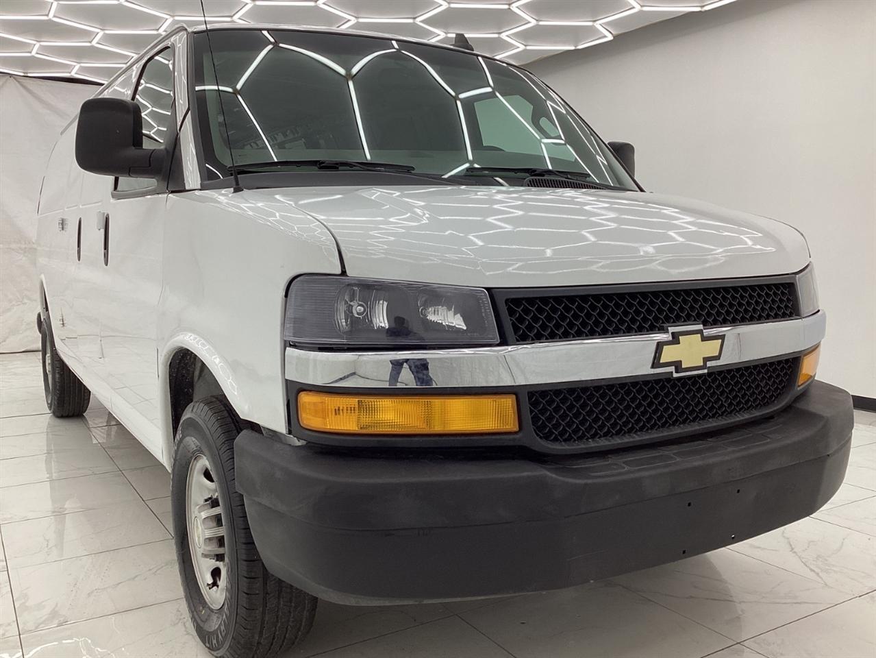 Chevrolet Express Cargo Van RWD 2500 155" 2022