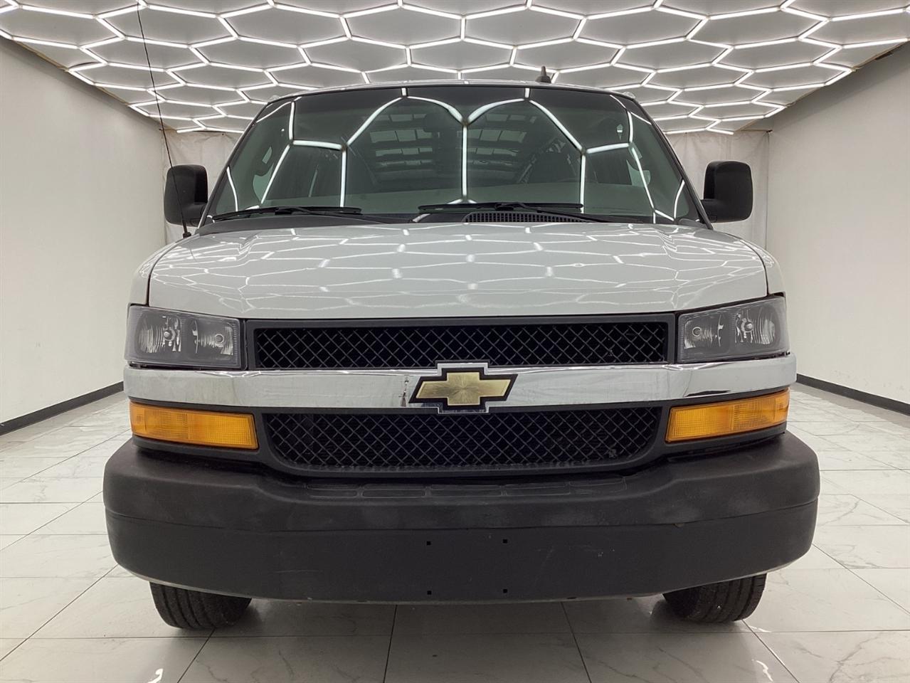 Chevrolet Express Cargo Van RWD 2500 155" 2022