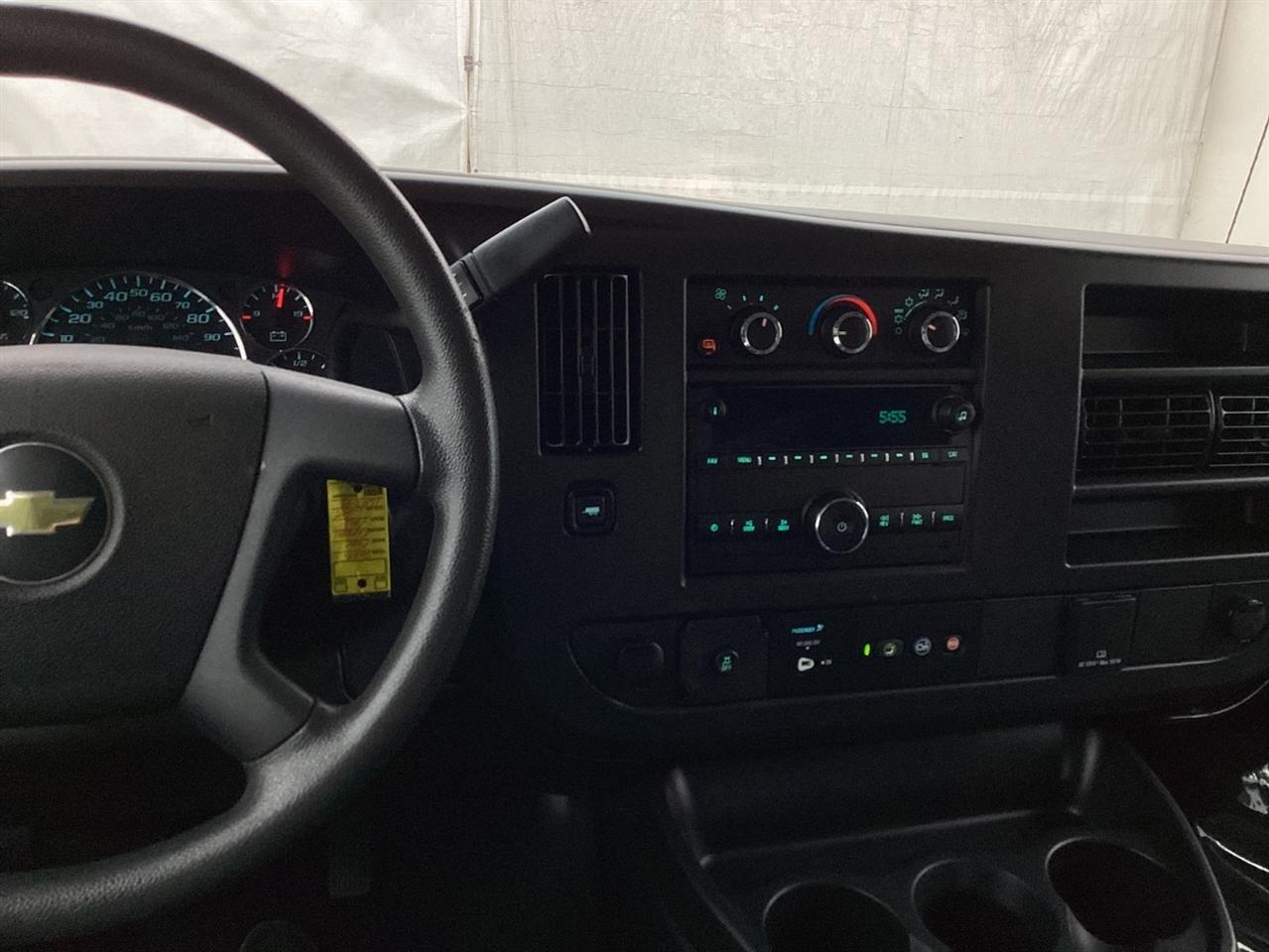 Chevrolet Express Cargo Van RWD 2500 155" 2022