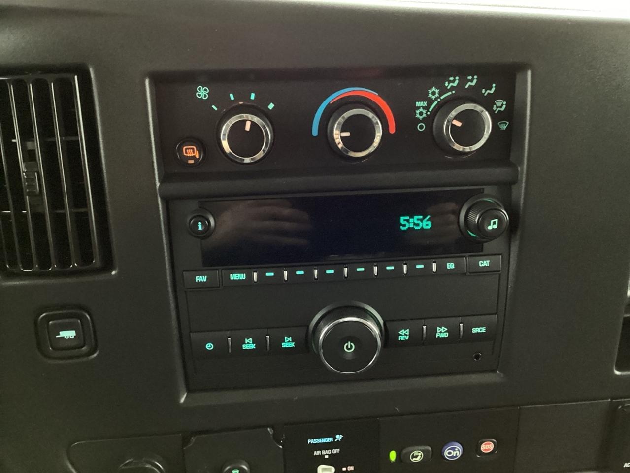 Chevrolet Express Cargo Van RWD 2500 155" 2022