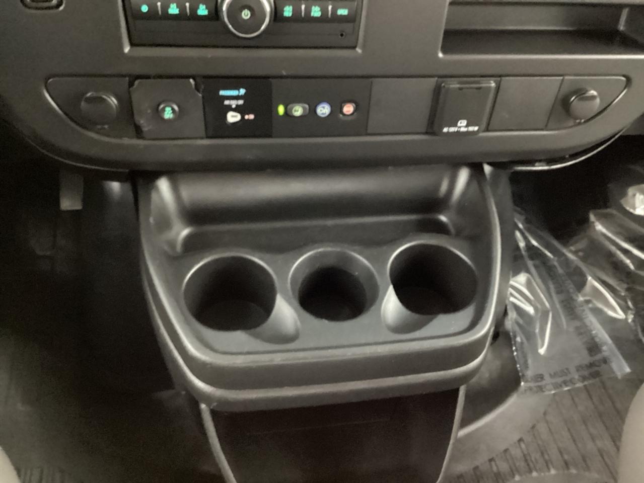 Chevrolet Express Cargo Van RWD 2500 155" 2022