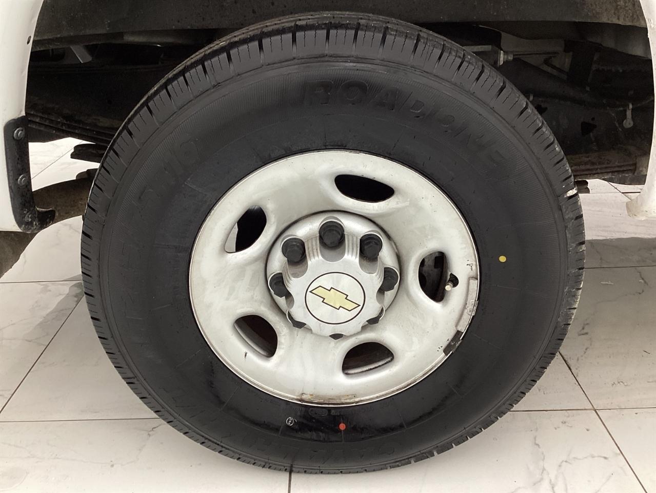 Chevrolet Express Cargo Van RWD 2500 155" 2022