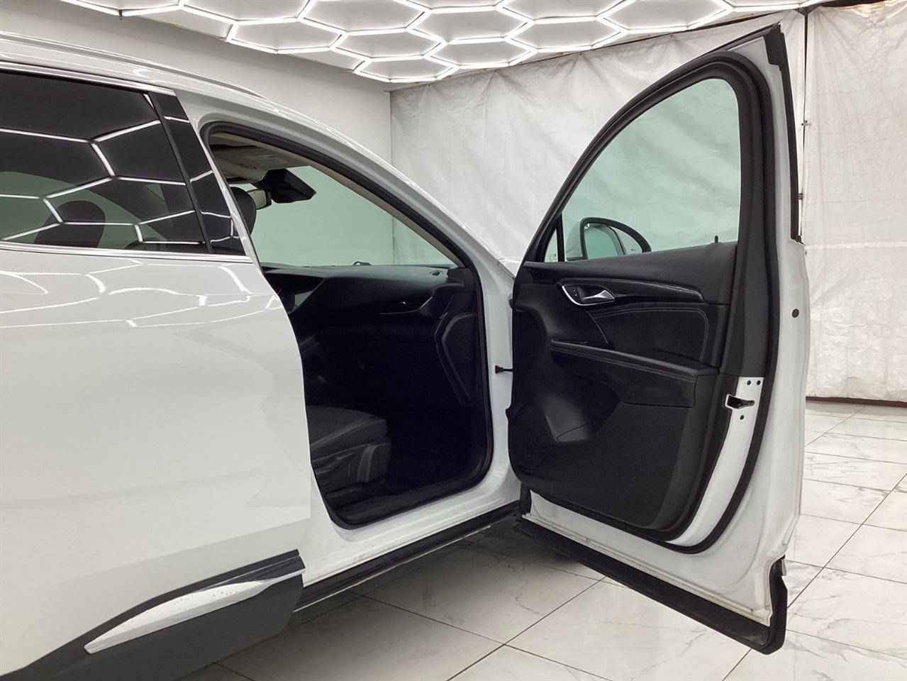 Buick Envision FWD 4dr Preferred 2022