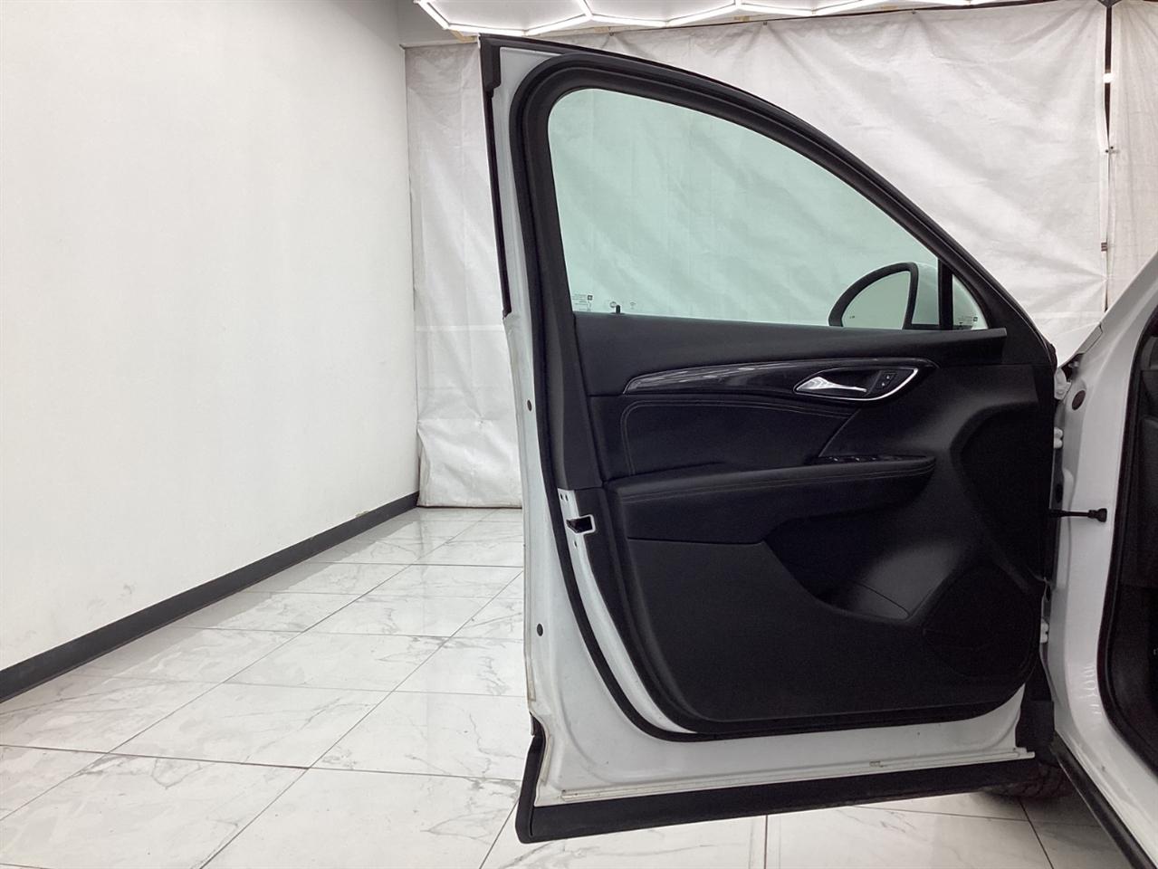 Buick Envision FWD 4dr Preferred 2022