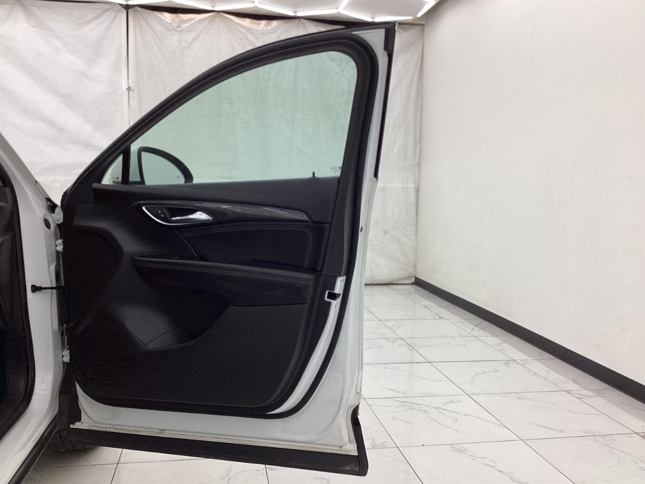 Buick Envision FWD 4dr Preferred 2022