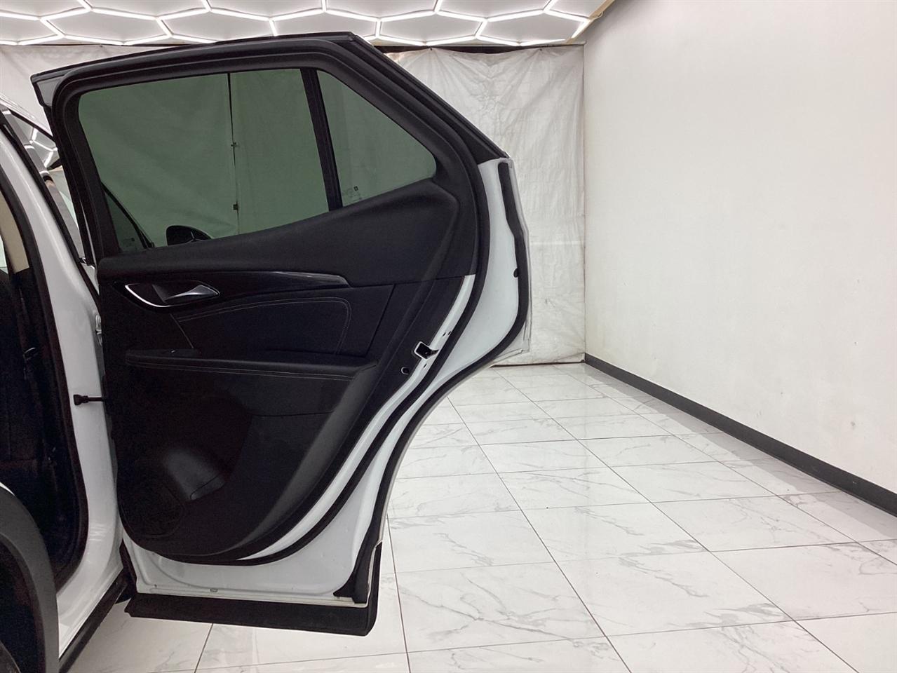 Buick Envision FWD 4dr Preferred 2022