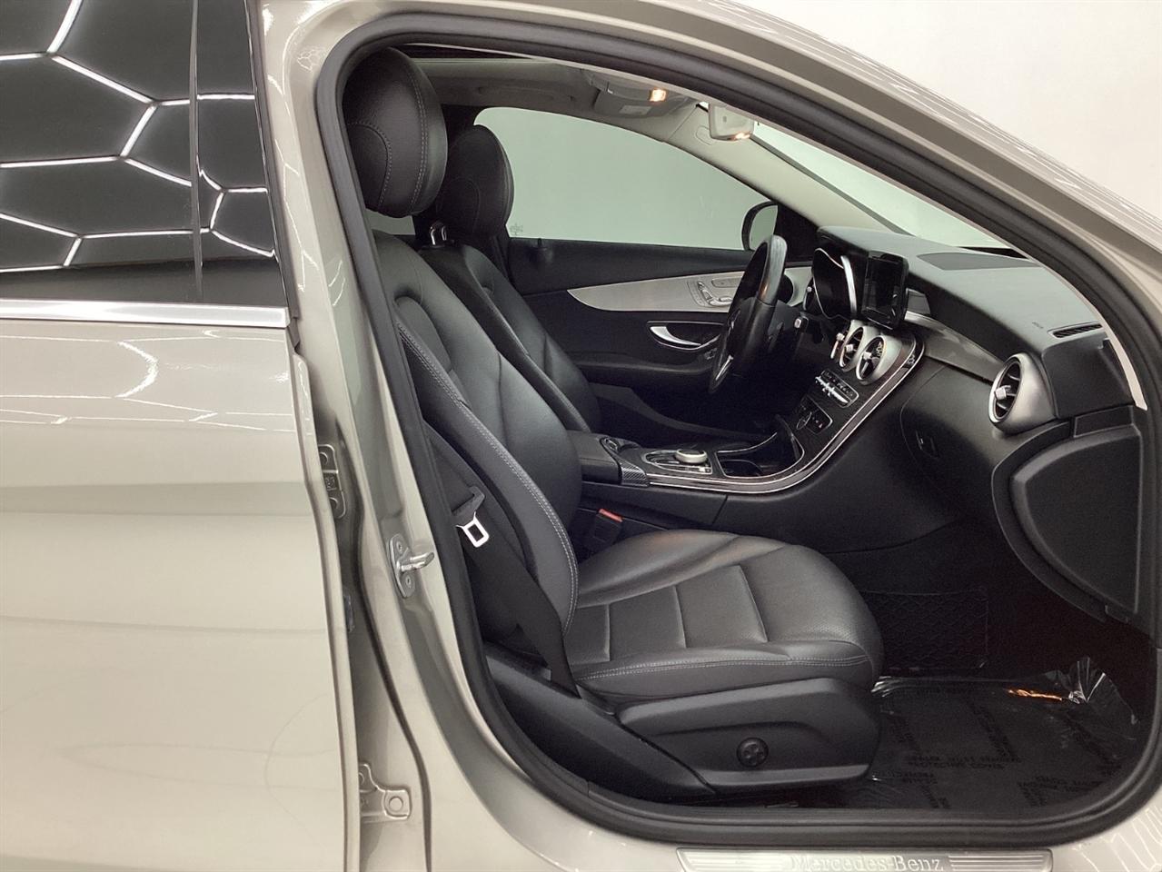 Mercedes-Benz C-Class C 300 Sedan 2019