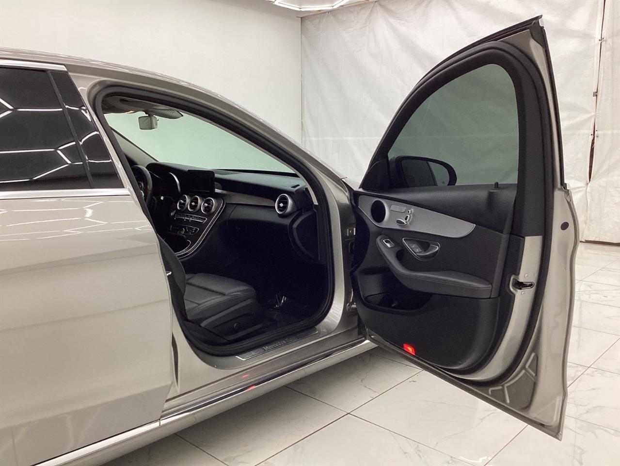 Mercedes-Benz C-Class C 300 Sedan 2019